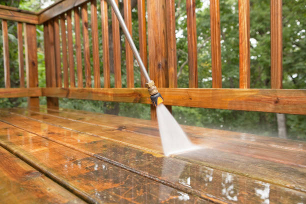 Best Roof Pressure Washing  in Islip Terrace, NY